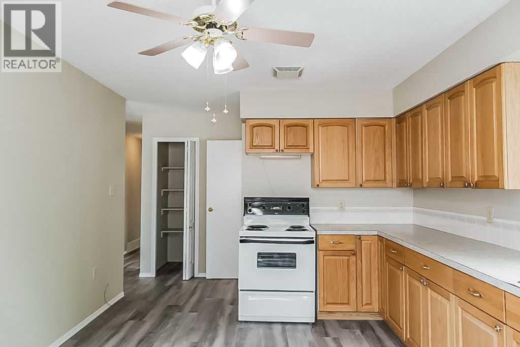 9616 91B Avenue - Photo 9