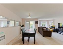 141 14154 103 Avenue, Surrey, BC V3T4Z6 Photo 8
