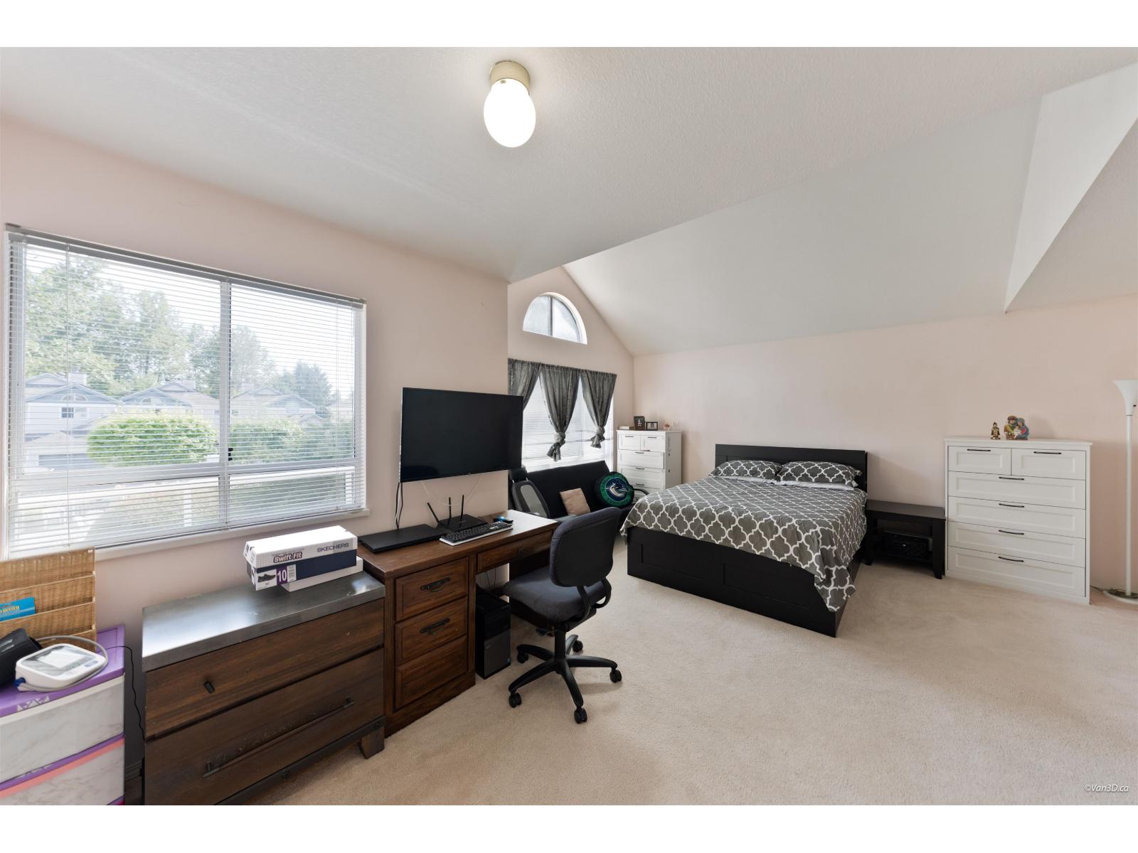 Photo of 141 14154 103 AVENUE 18