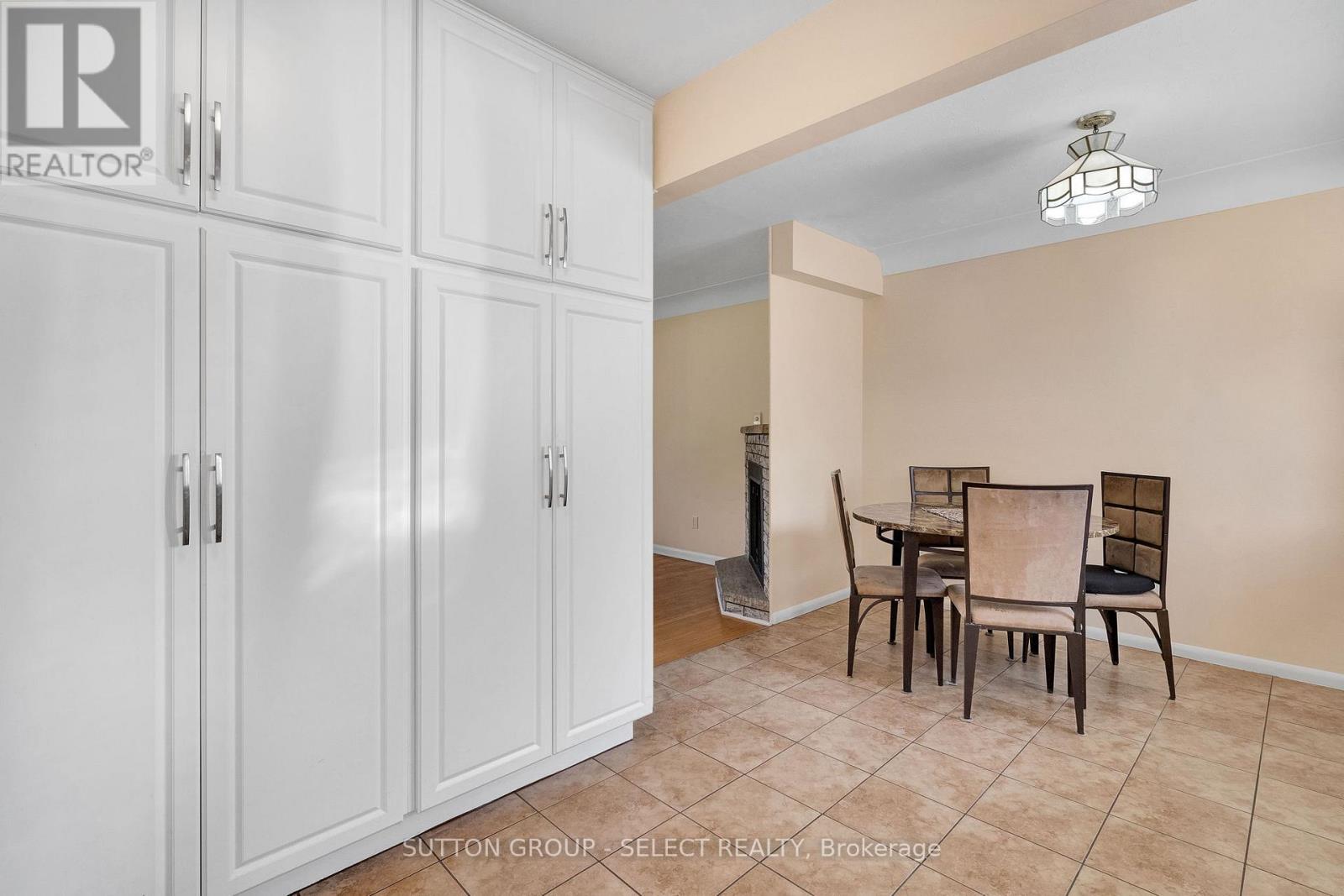1581 BORDEN STREET - 16