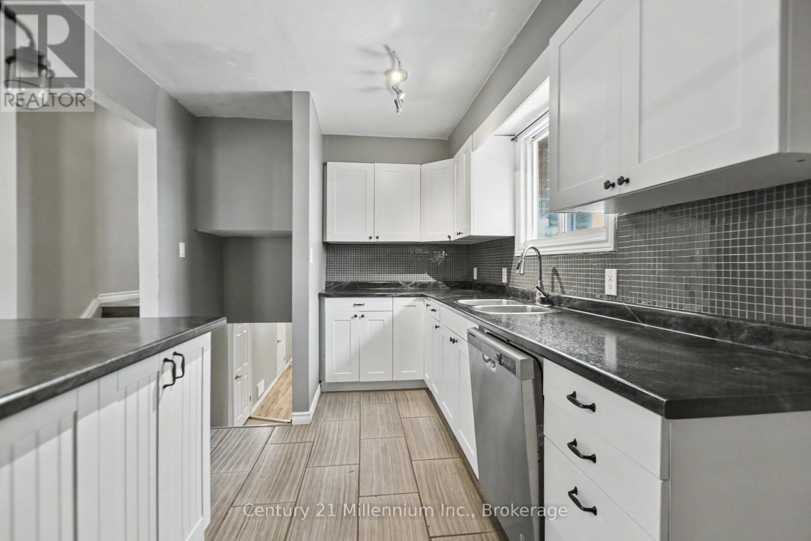 408 WALNUT STREET - 7