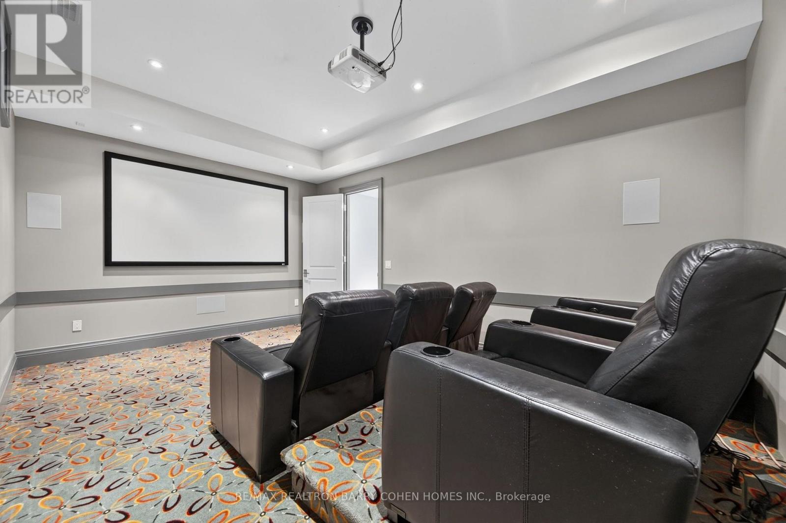 100 MUNRO BOULEVARD - Image 30