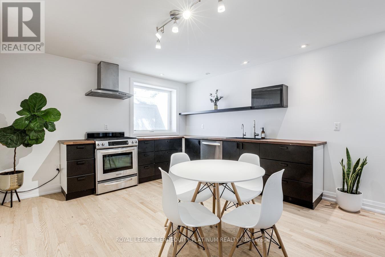 204 ELLERSLIE AVENUE - 16