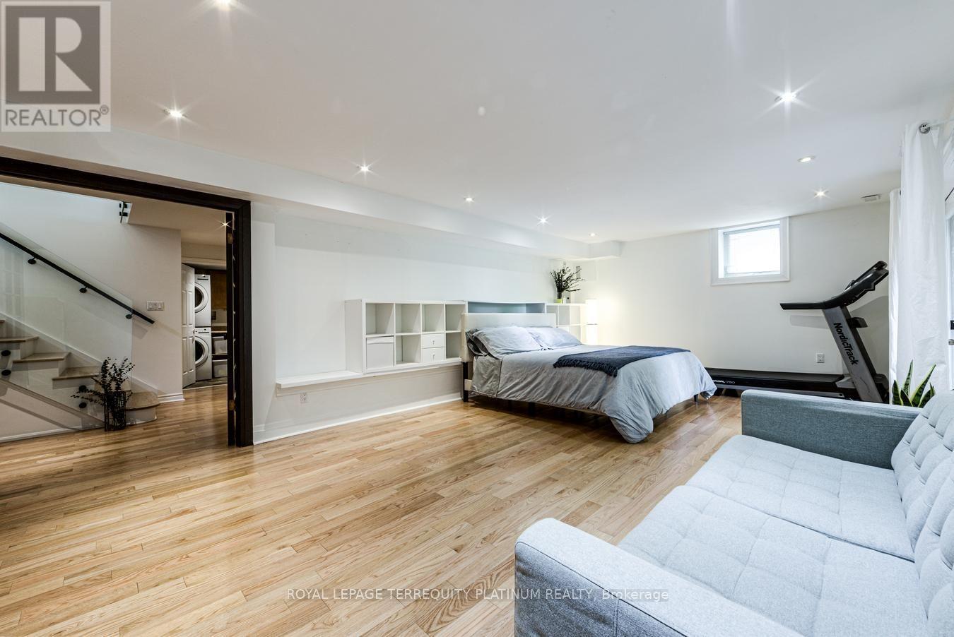 204 ELLERSLIE AVENUE - 24