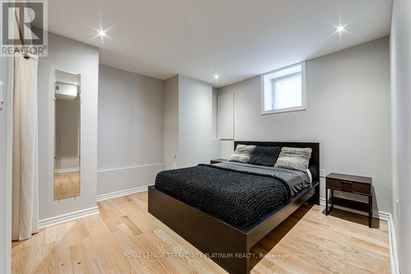 204 ELLERSLIE AVENUE - 26