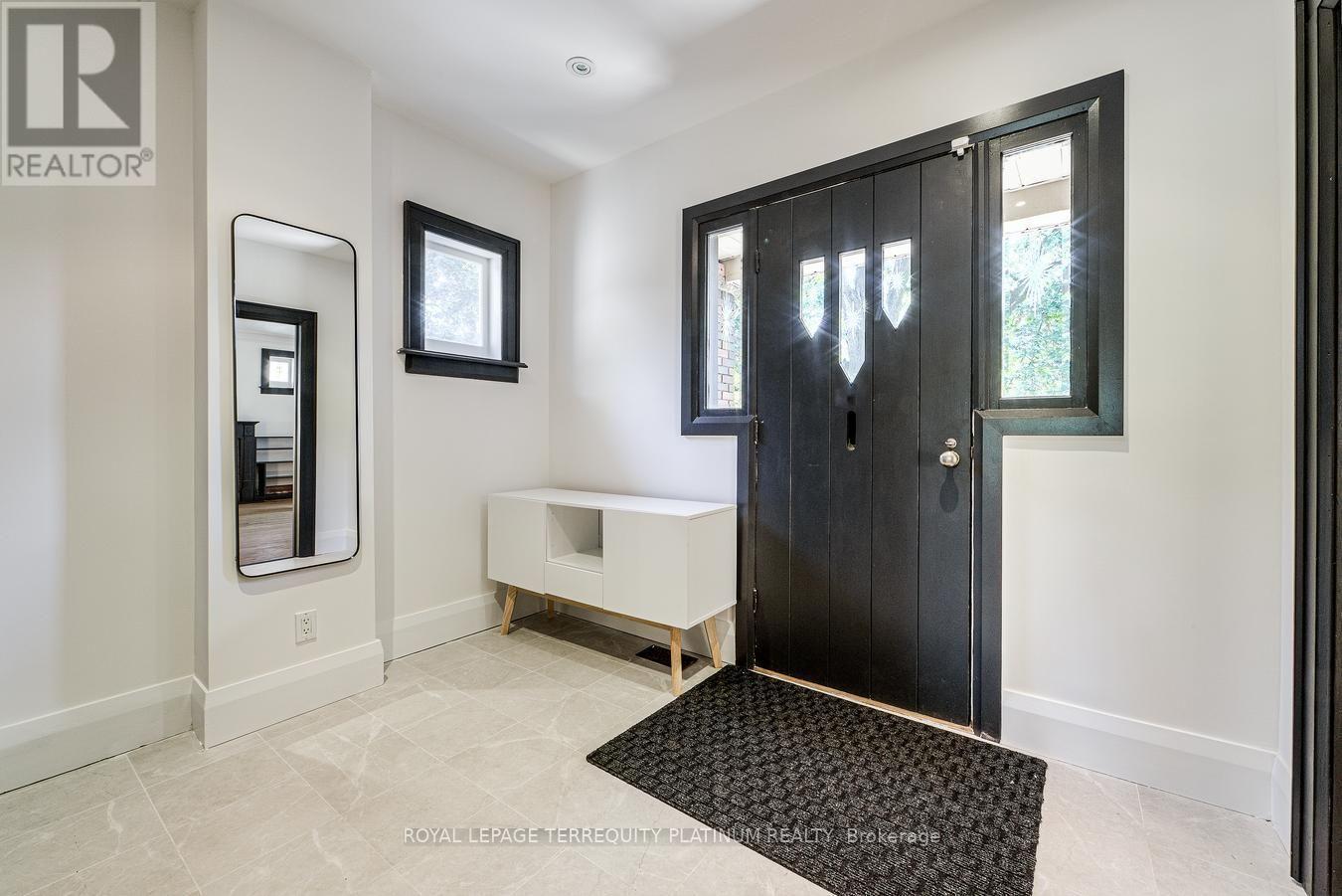 204 ELLERSLIE AVENUE - 3
