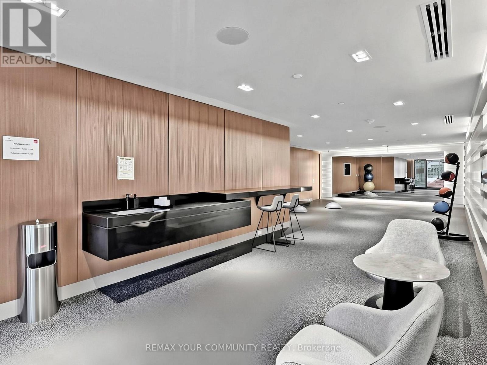 #963 25 ADRA GRADO WAY - Image 29