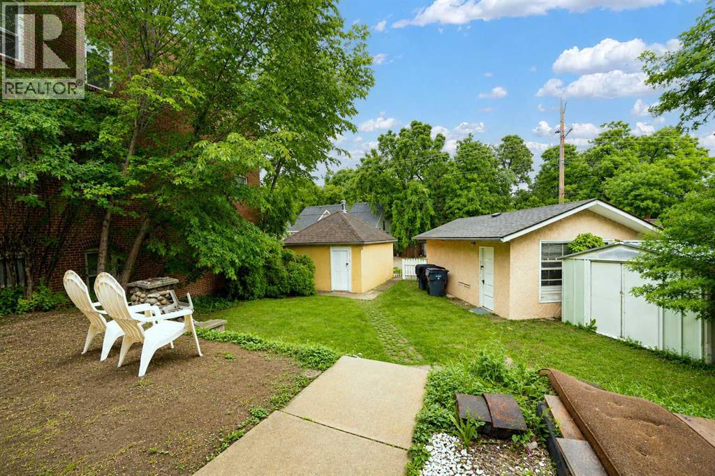260 2 Street Southeast - Photo 33