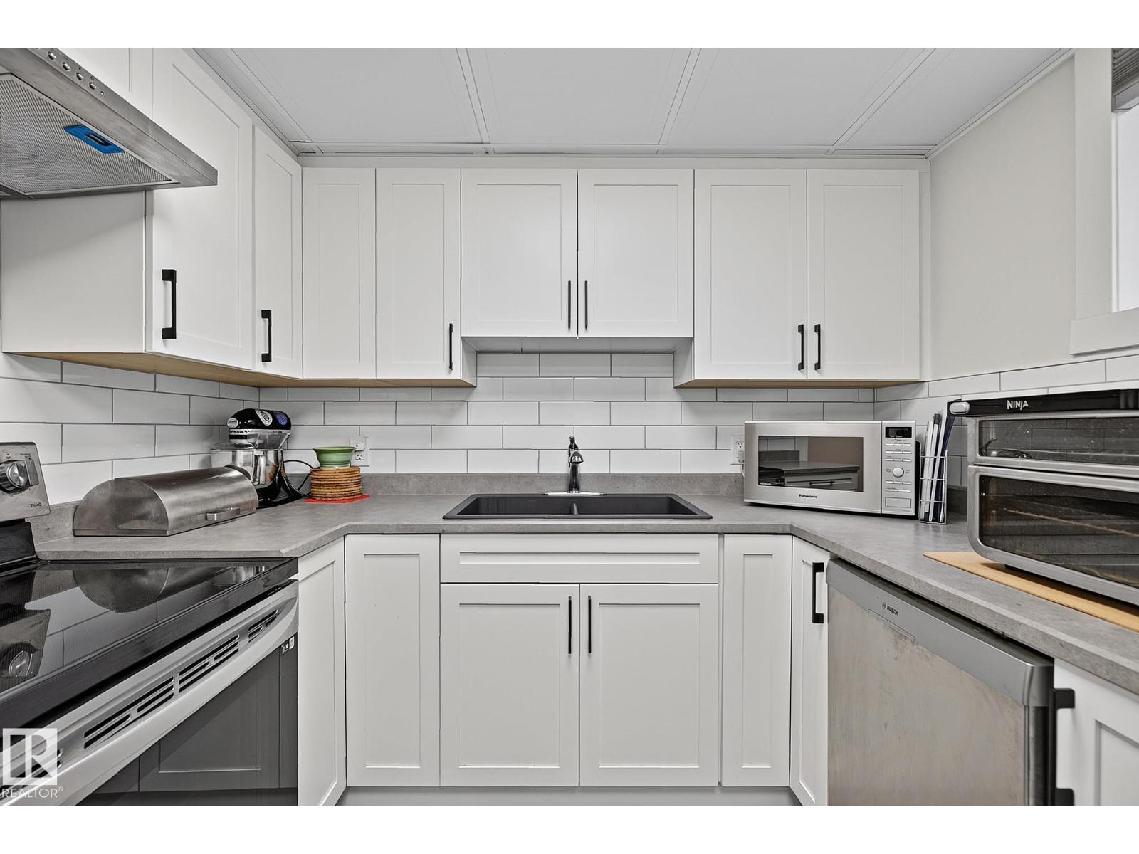 11555 136 Street NW - Image 47