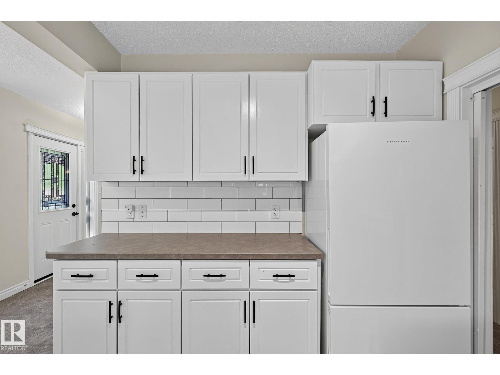 11555 136 Street NW - Image 23