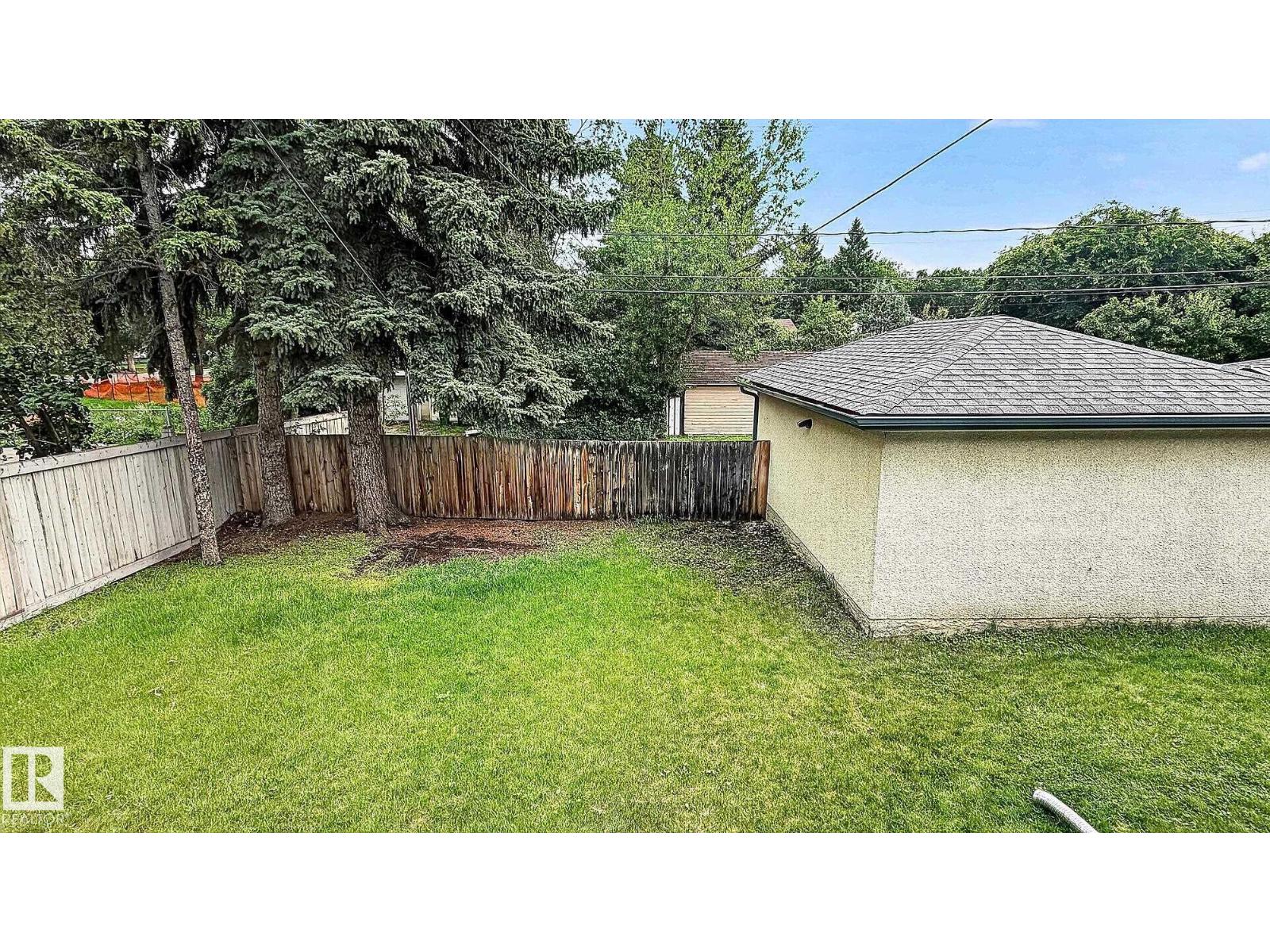 11555 136 Street NW - 66