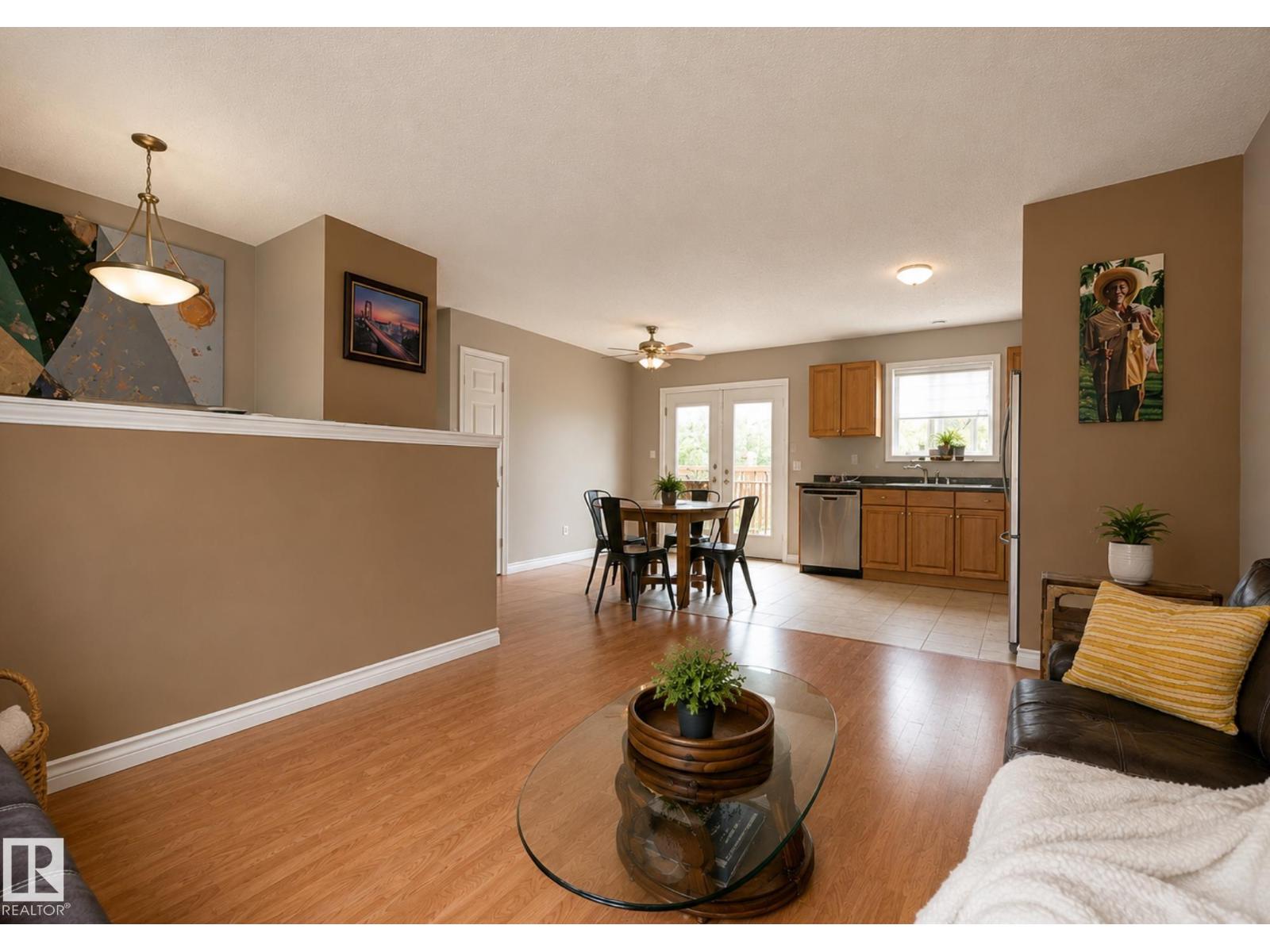 4 SPRUCE MEADOW LN - 3