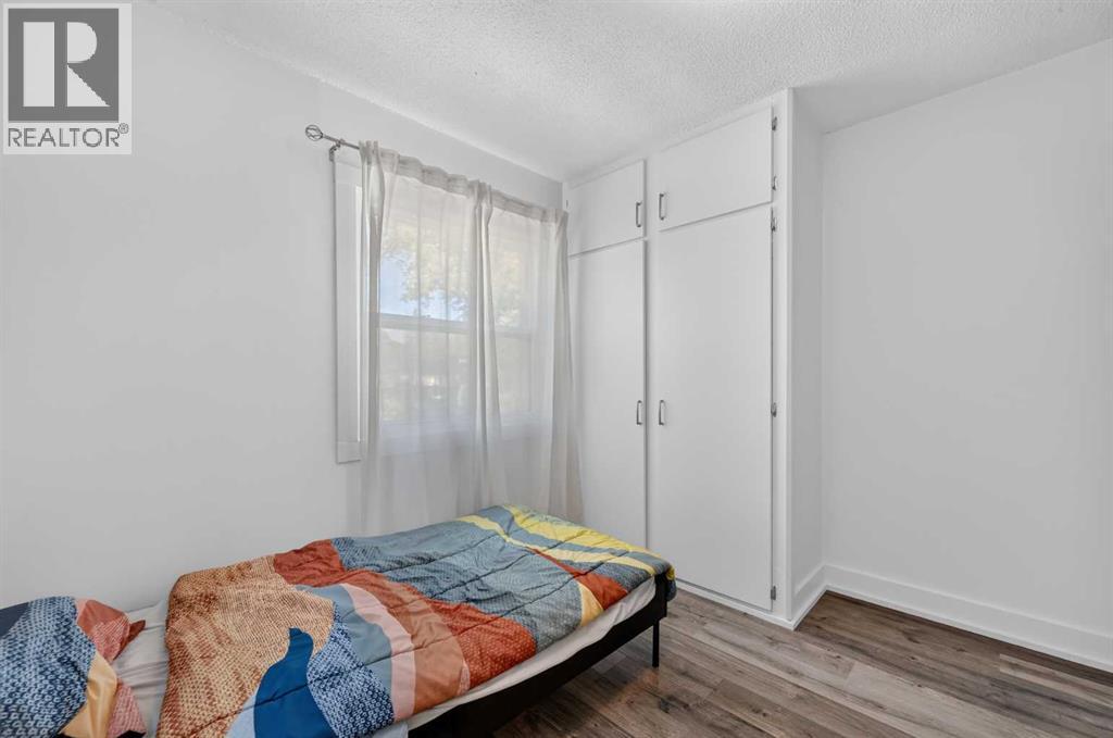 1212 Bantry Street Northeast - Photo 12