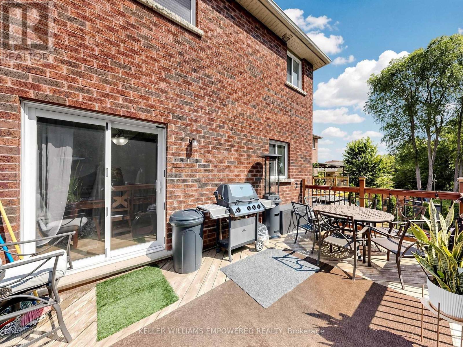 135 BUCHANAN DRIVE - Image 17
