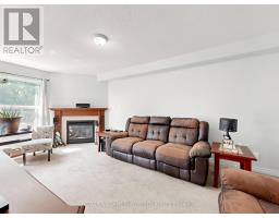Bedroom 4 - 135 Buchanan Drive, New Tecumseth, ON L9R0A4 Photo 10