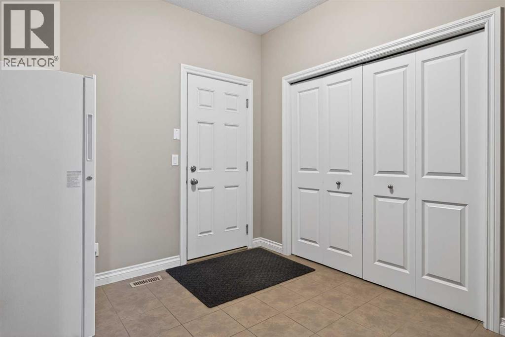 159 Sherwood Crescent Northwest - Photo 18