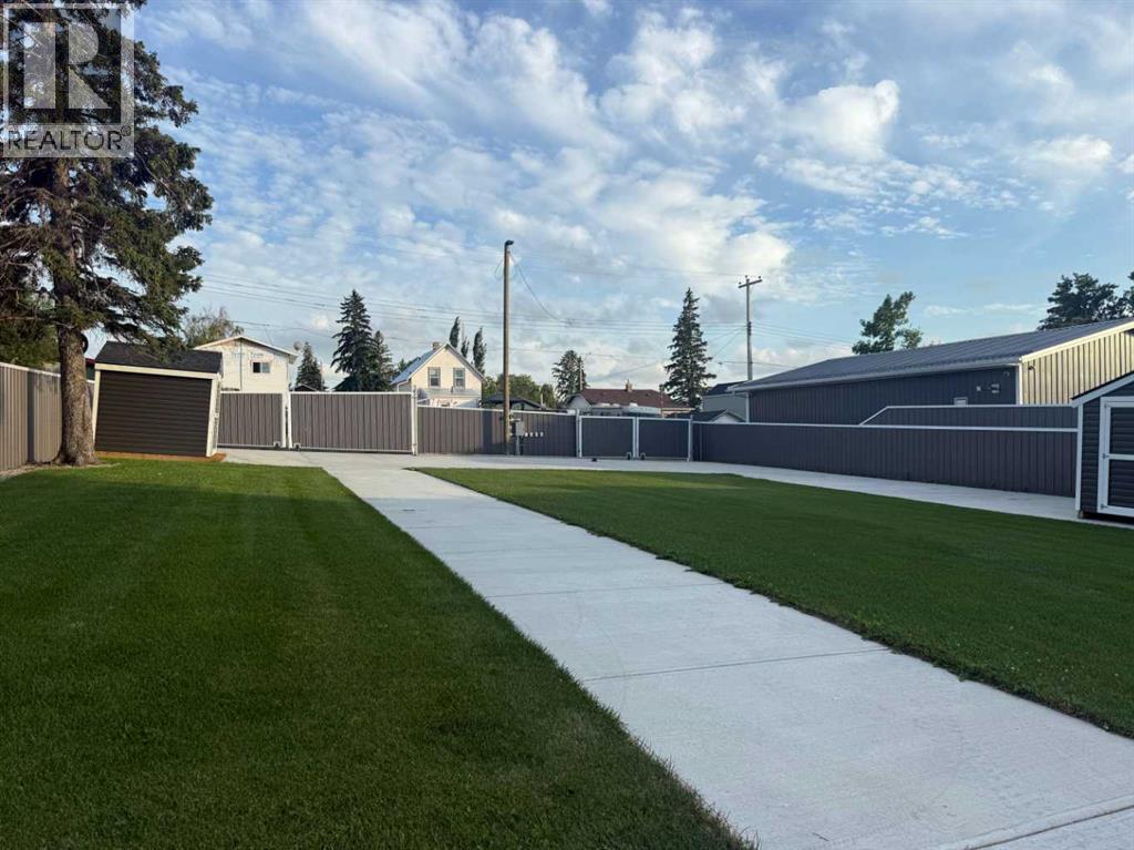2027 20 Avenue - Photo 13