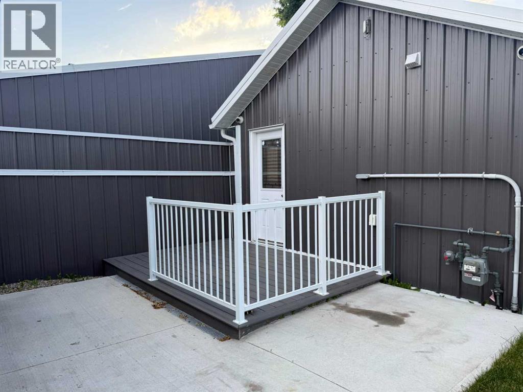 2027 20 Avenue - Photo 19
