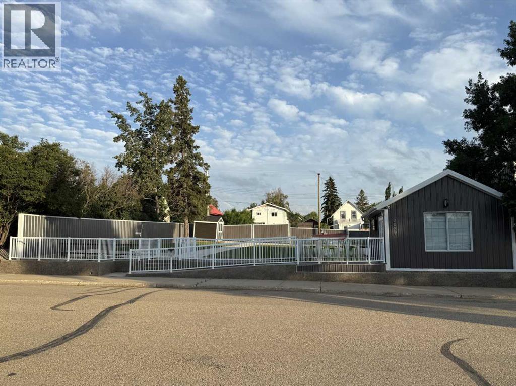 2027 20 Avenue - Photo 22