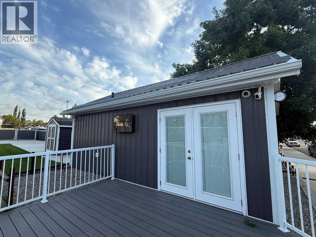 2027 20 Avenue - Photo 20