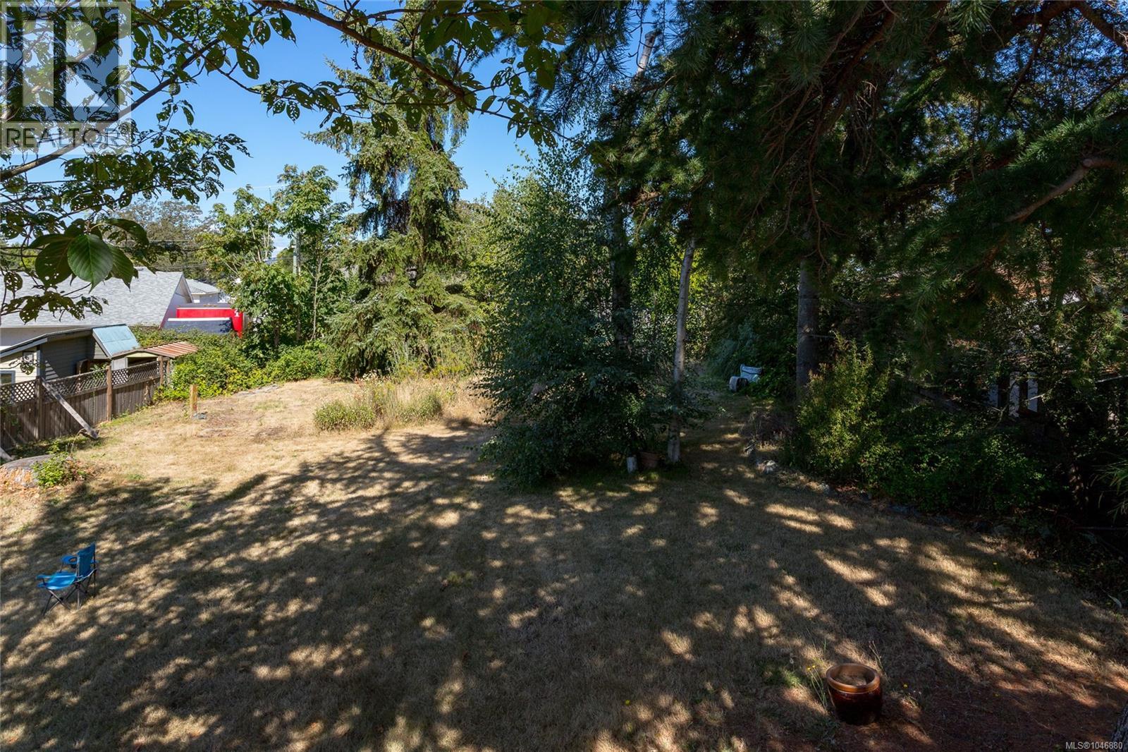 3856 Diamond Street, Saanich