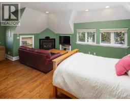 2018 Romney Rd, Victoria, BC V8S4J7 Photo 26