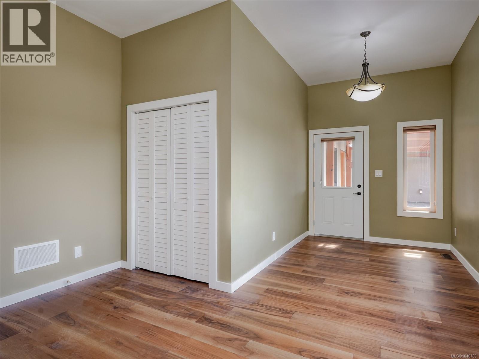  4160 Tyndall Avenue, Saanich