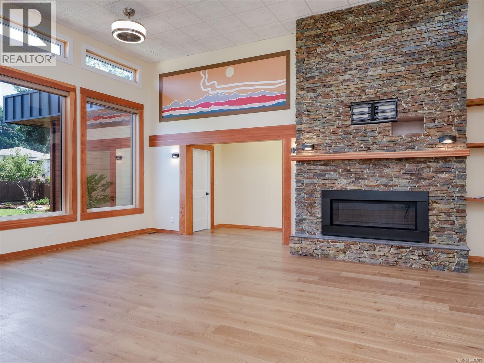  4160 Tyndall Avenue, Saanich