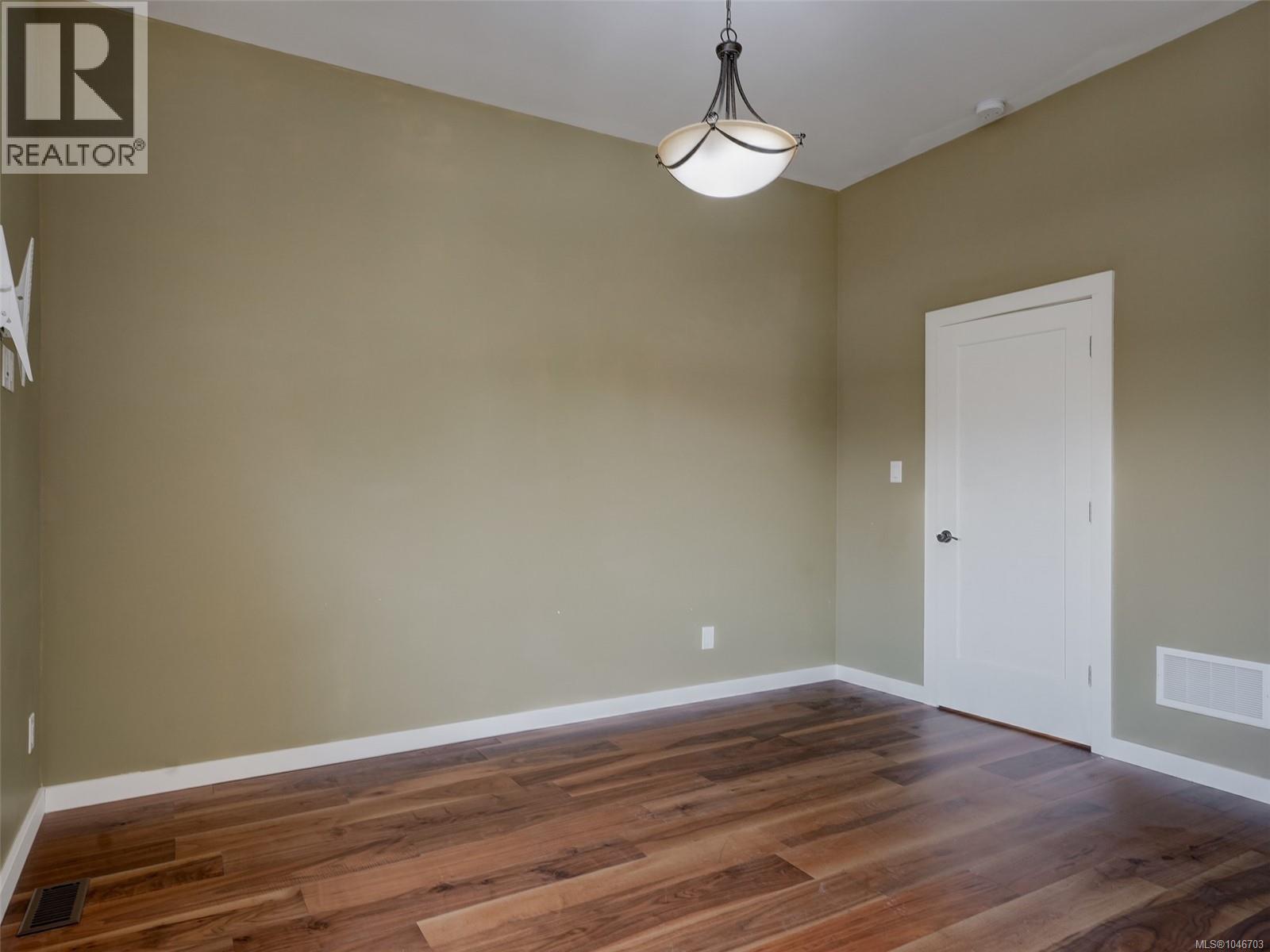 4160 Tyndall Ave - 20