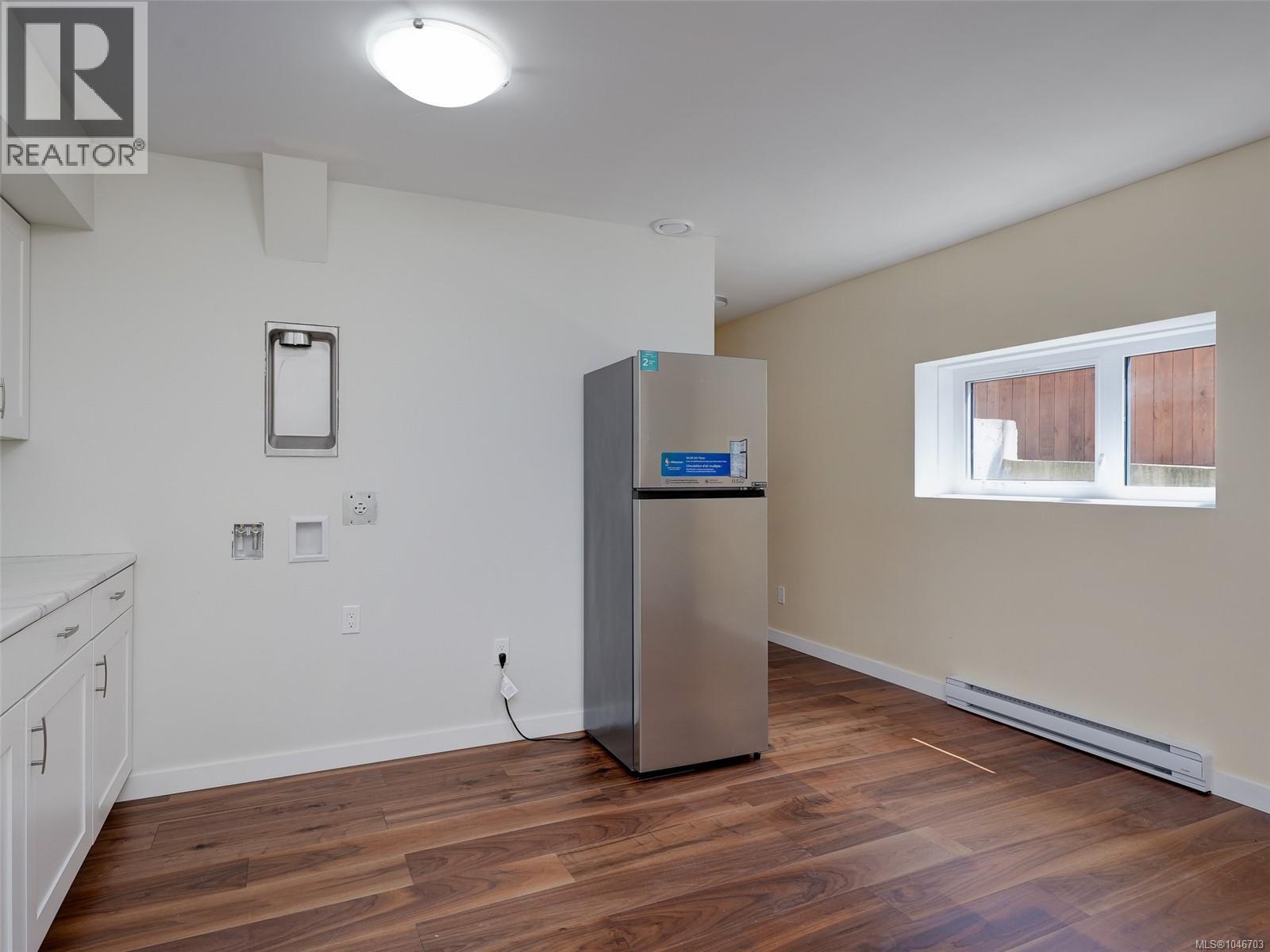 4160 Tyndall Ave - 27