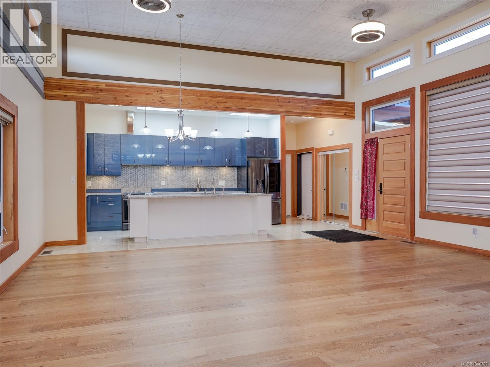  4160 Tyndall Avenue, Saanich