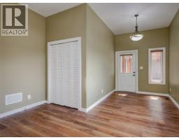 Kitchen - 4160 Tyndall Ave, Saanich, BC V8N3R8 Photo 19