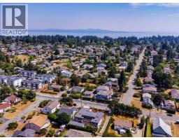 4160 Tyndall Ave, Saanich, BC V8N3R8 Photo 42