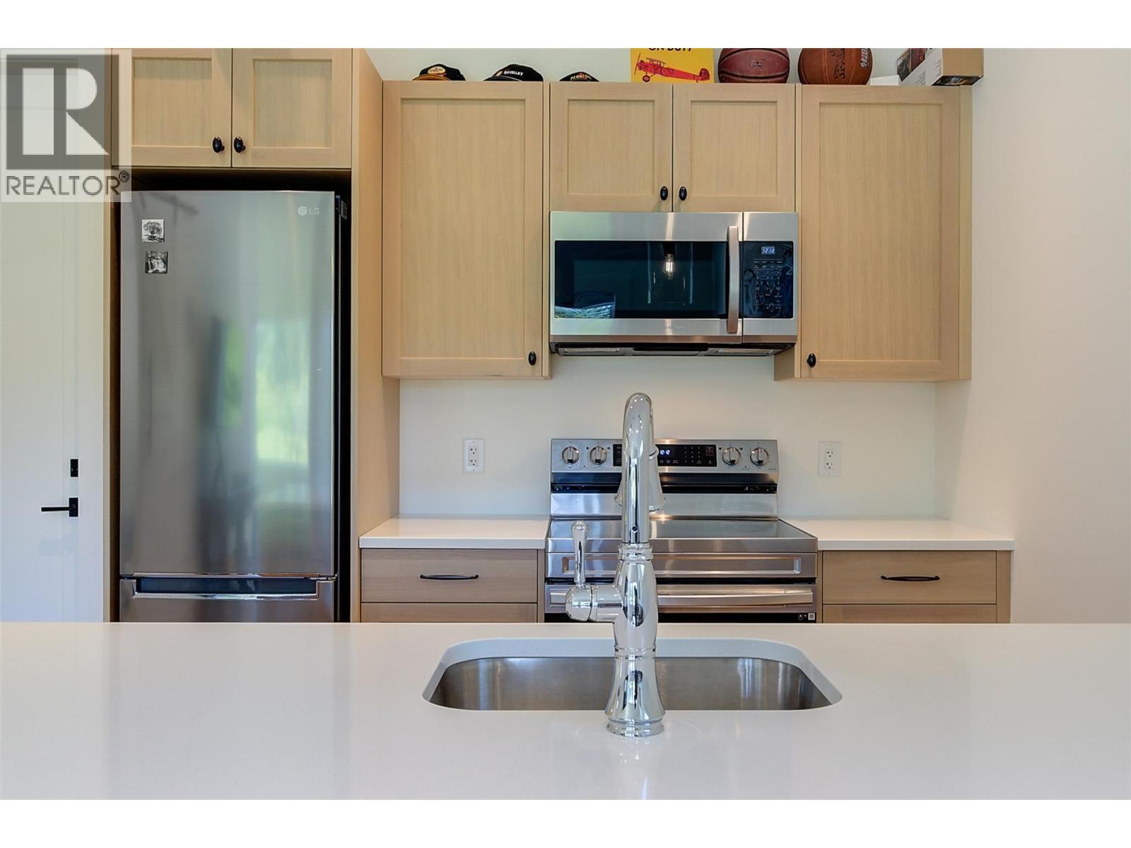4510-4520 Stewart Road E, Kelowna