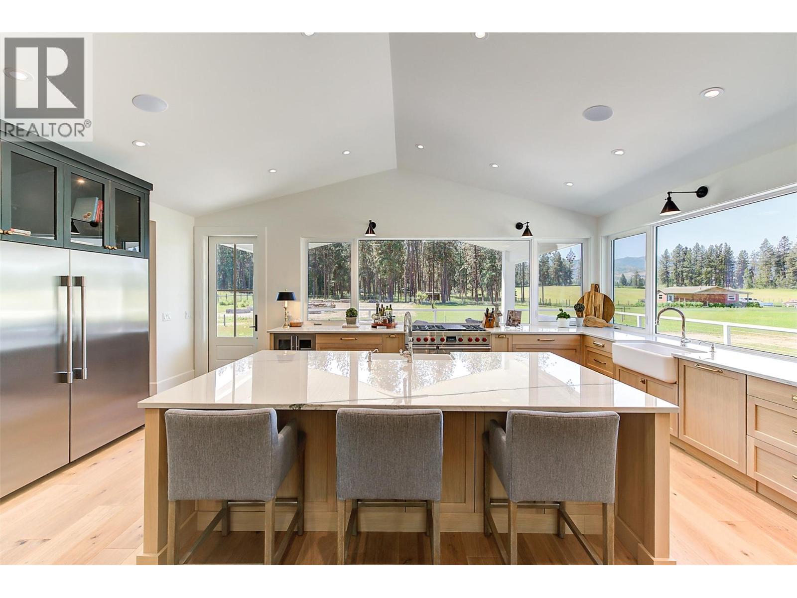 4510-4520 Stewart Road E, Kelowna