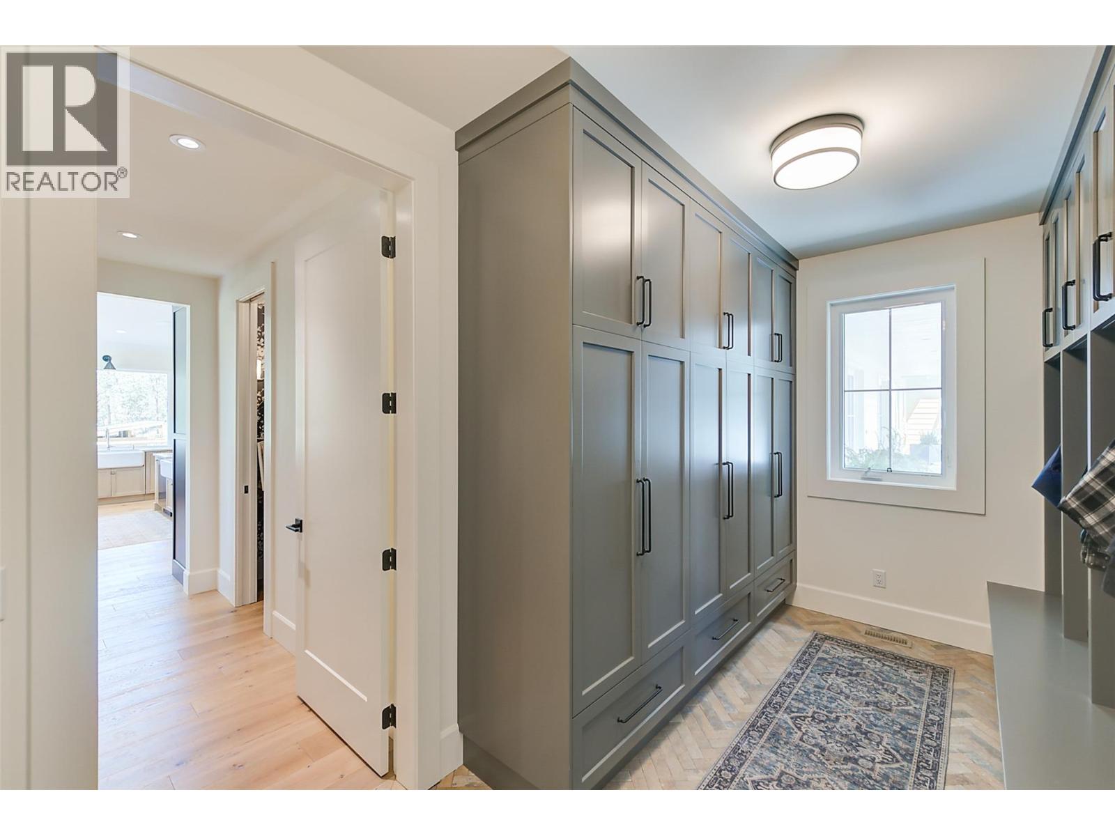 4510-4520 Stewart Road E, Kelowna