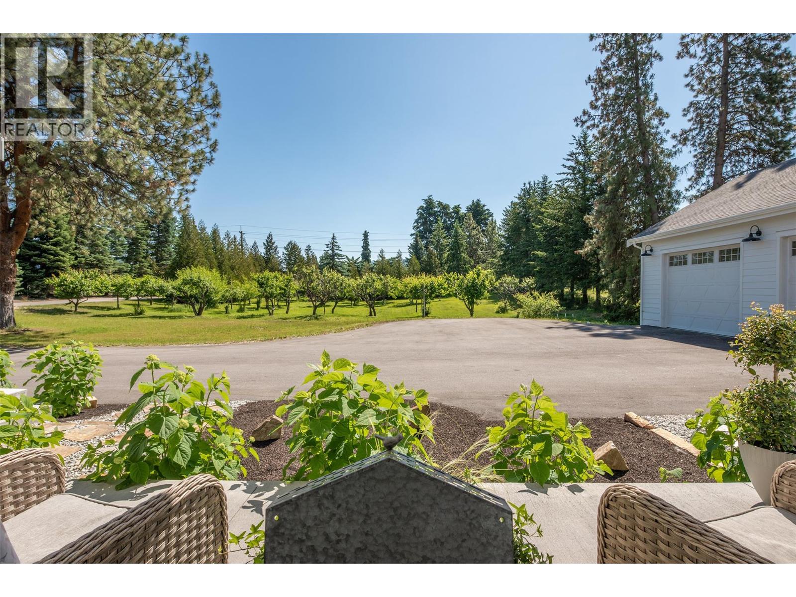 4510-4520 Stewart Road E, Kelowna