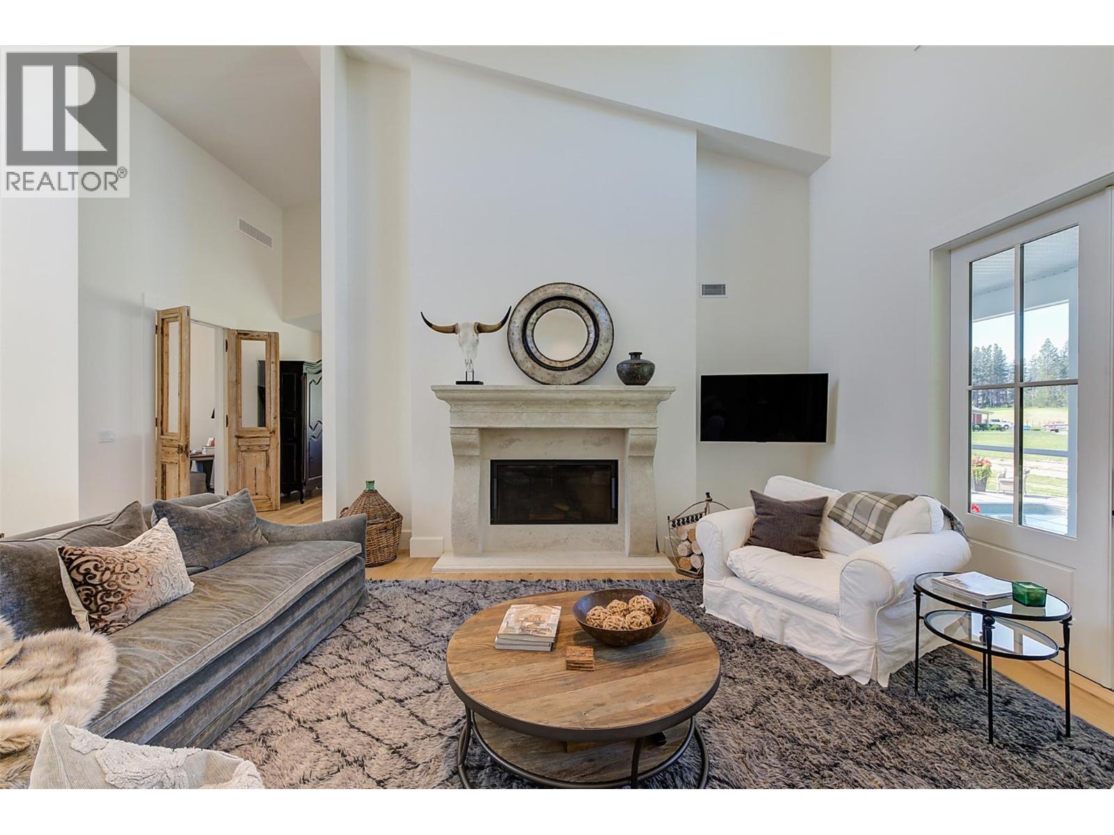4510-4520 Stewart Road E, Kelowna