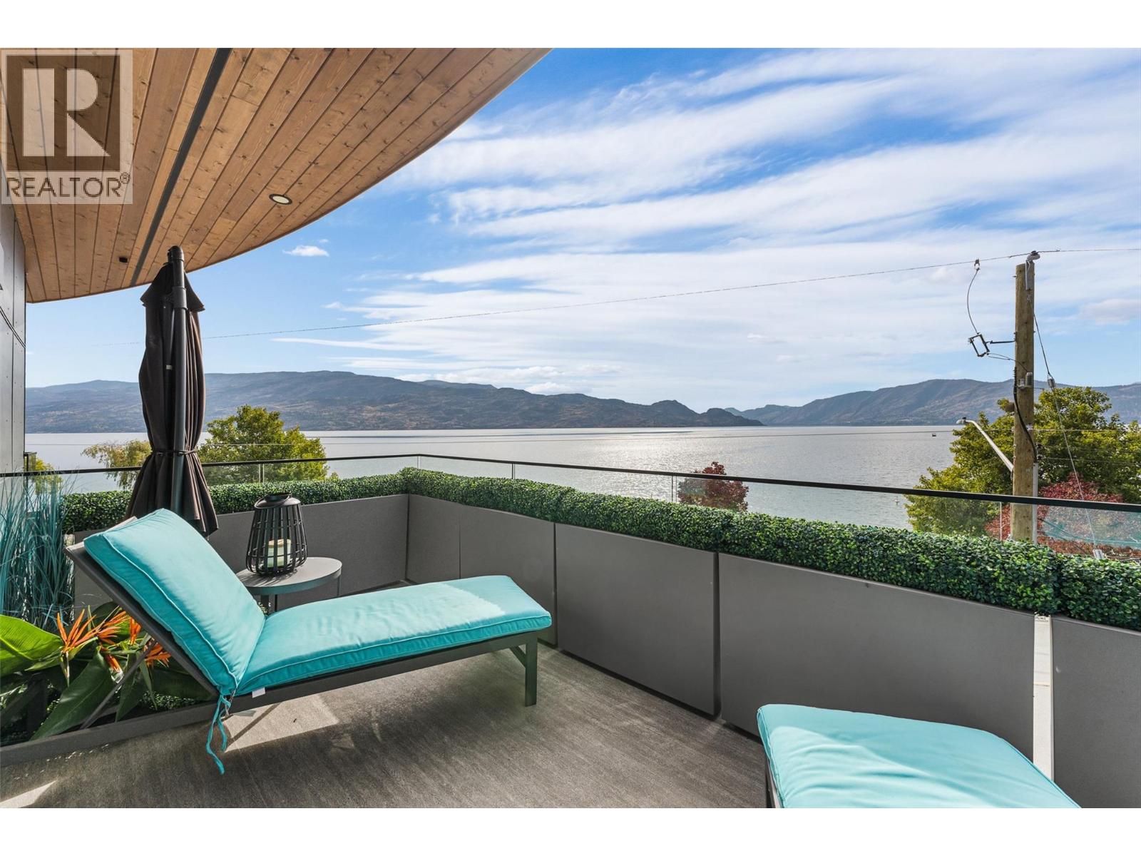 4364 Beach Avenue Unit# 1, Peachland