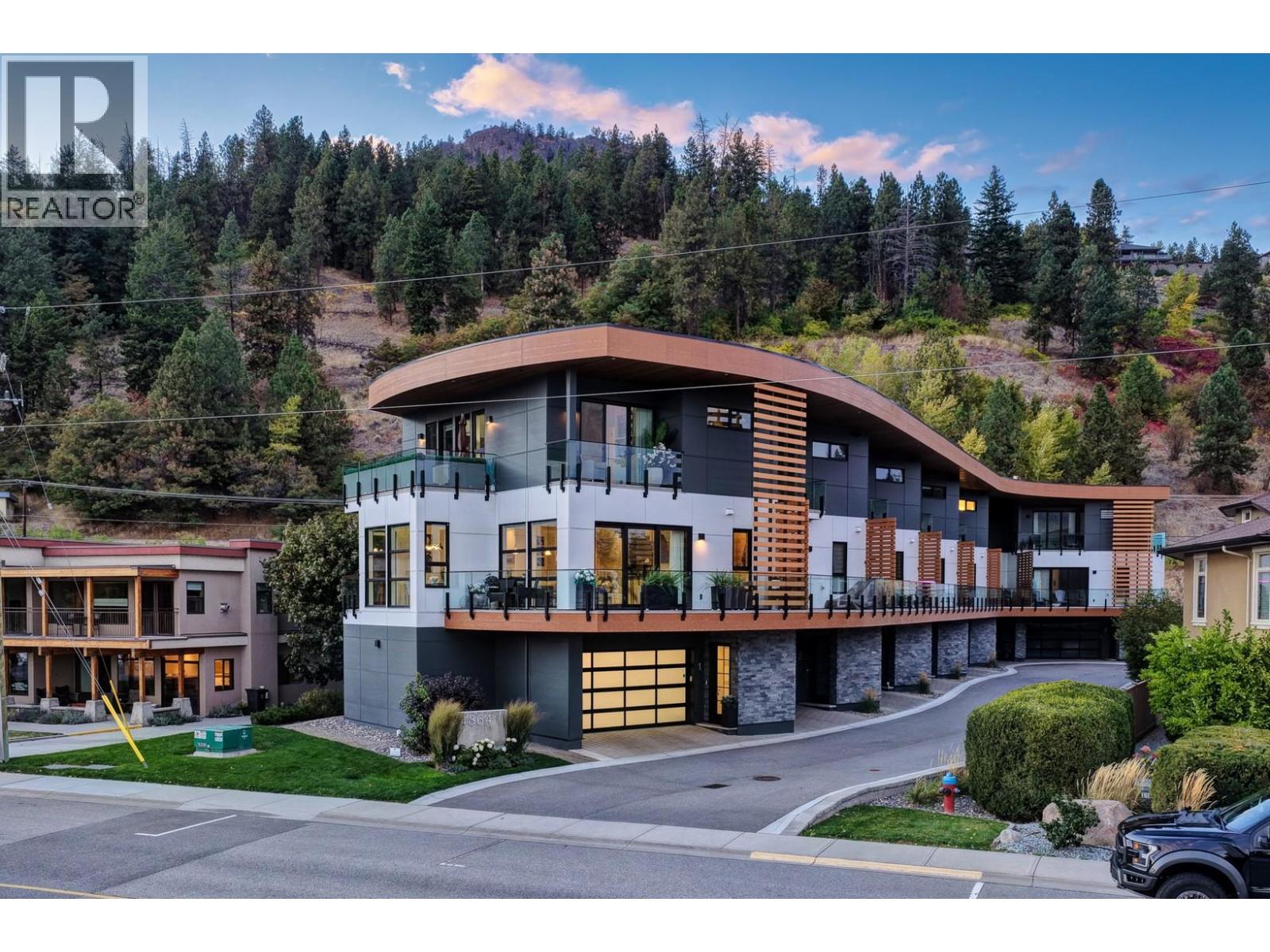 4364 Beach Avenue Unit# 1, Peachland