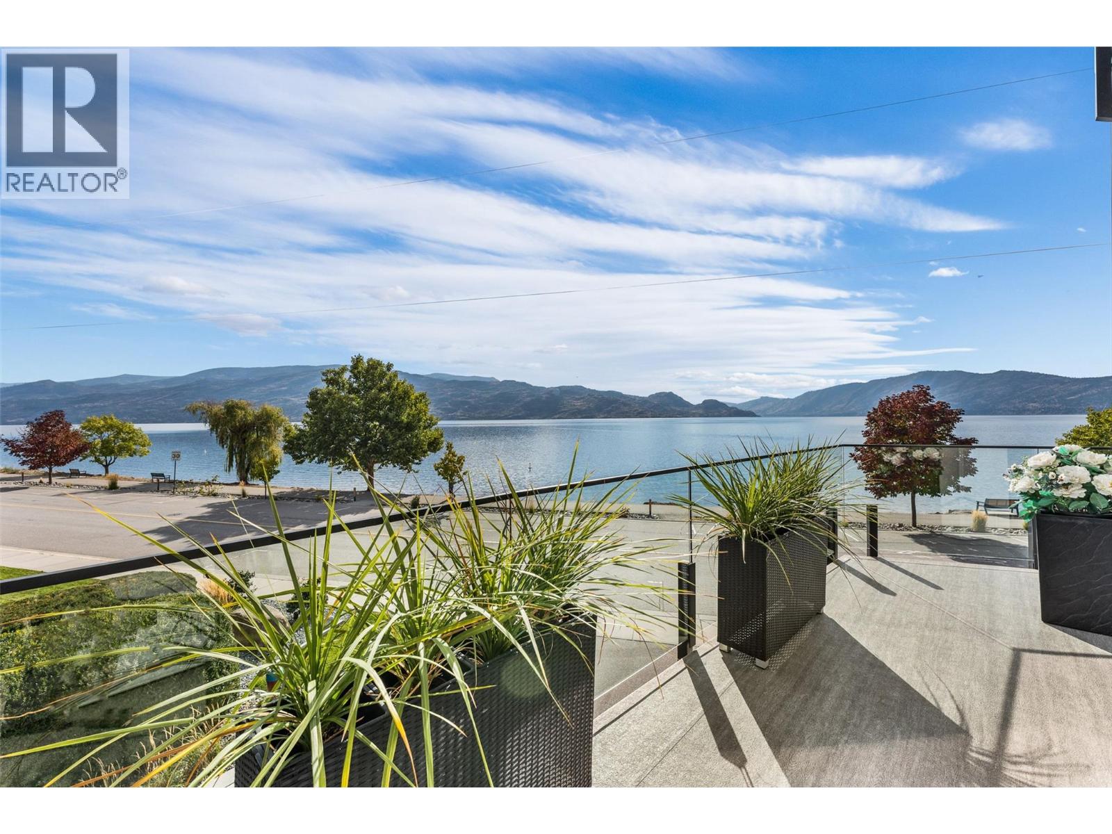 4364 Beach Avenue Unit# 1, Peachland