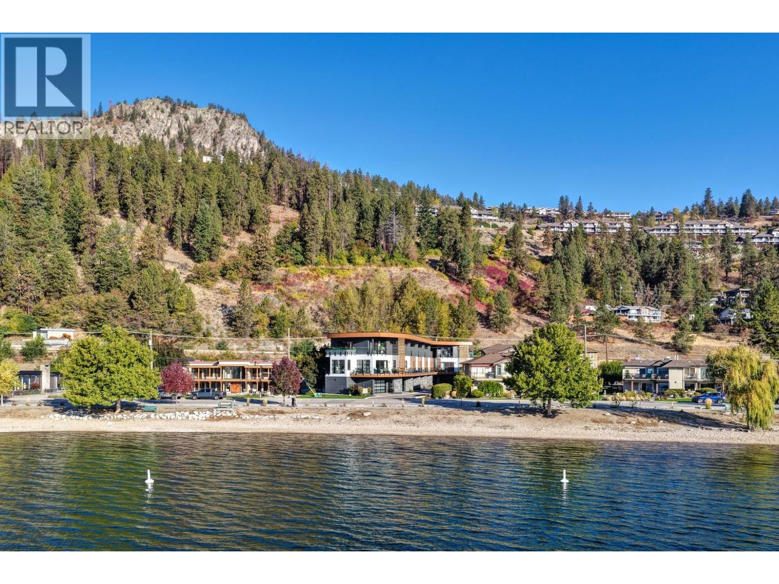 4364 Beach Avenue Unit# 1, Peachland