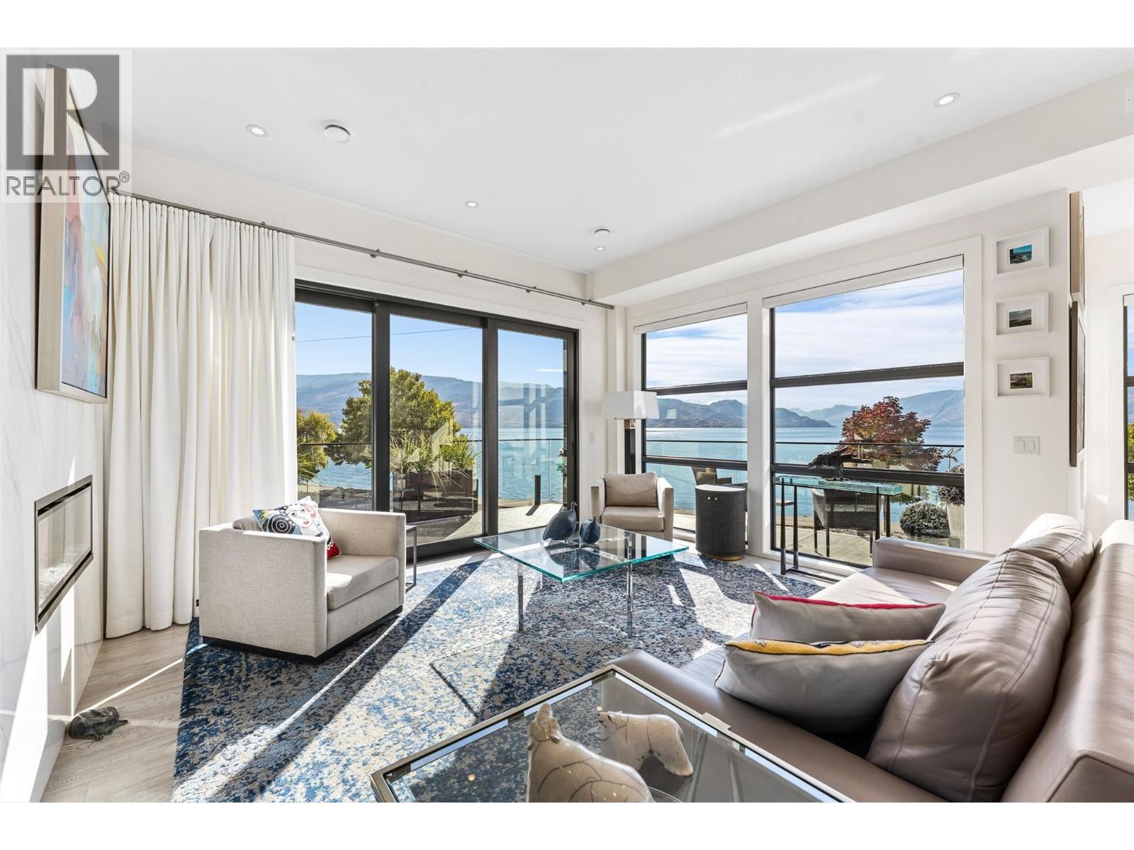 4364 Beach Avenue Unit# 1, Peachland