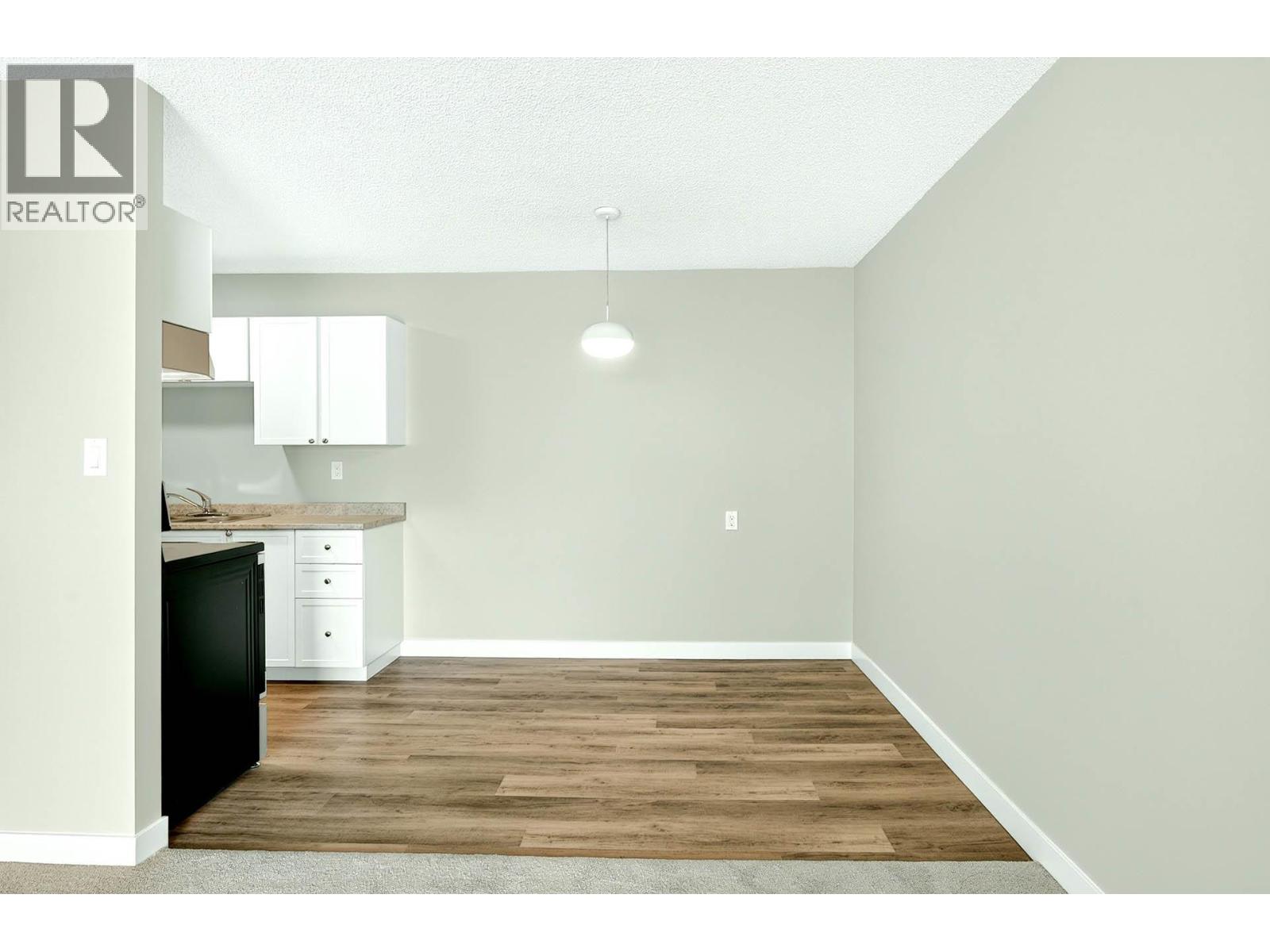 #202 279 ALDER Drive - Image 11