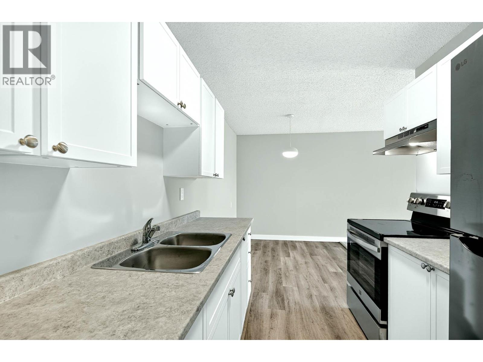 #202 279 ALDER Drive - 12