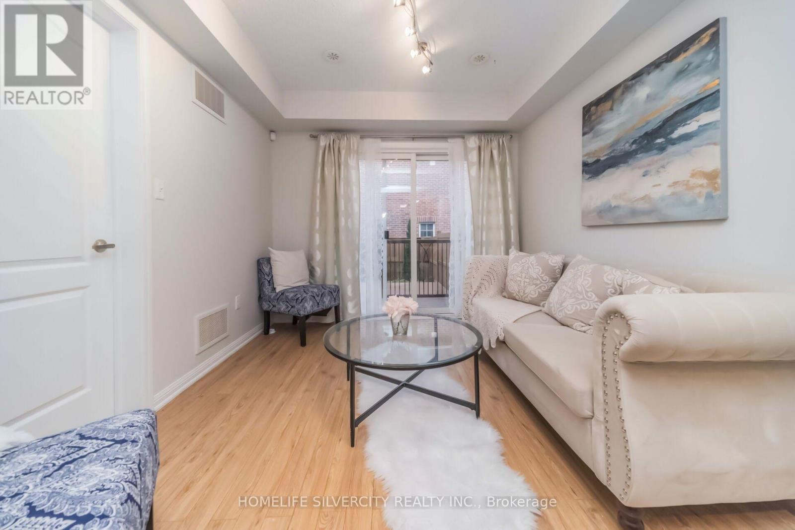 31 BETTERTON CRESCENT - 9