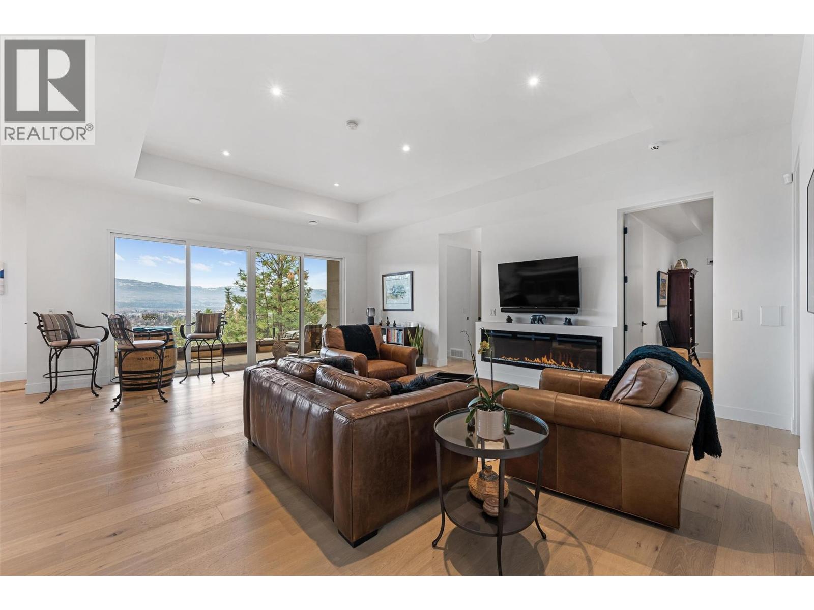 861 Boynton Place, Kelowna