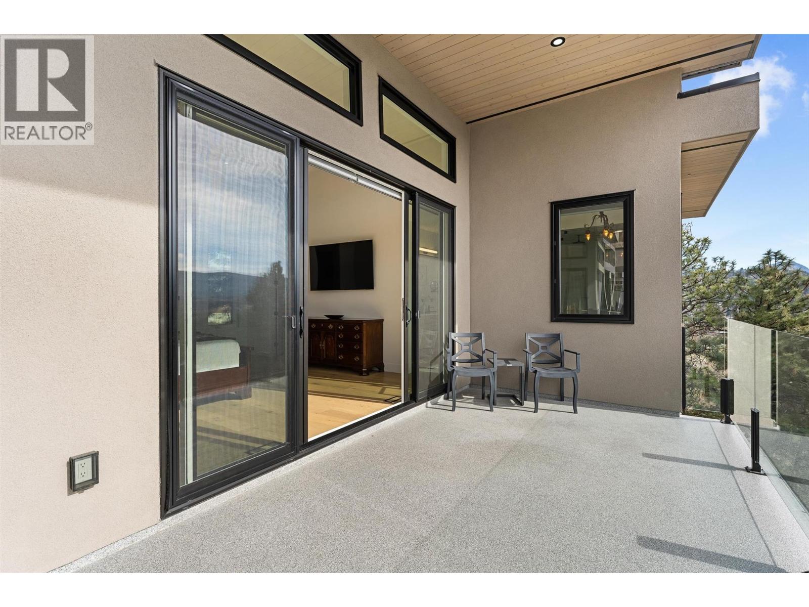 861 Boynton Place, Kelowna