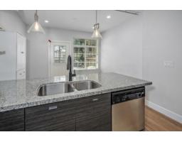 30 6299 144 Street, Surrey, BC V3X1A2 Photo 9