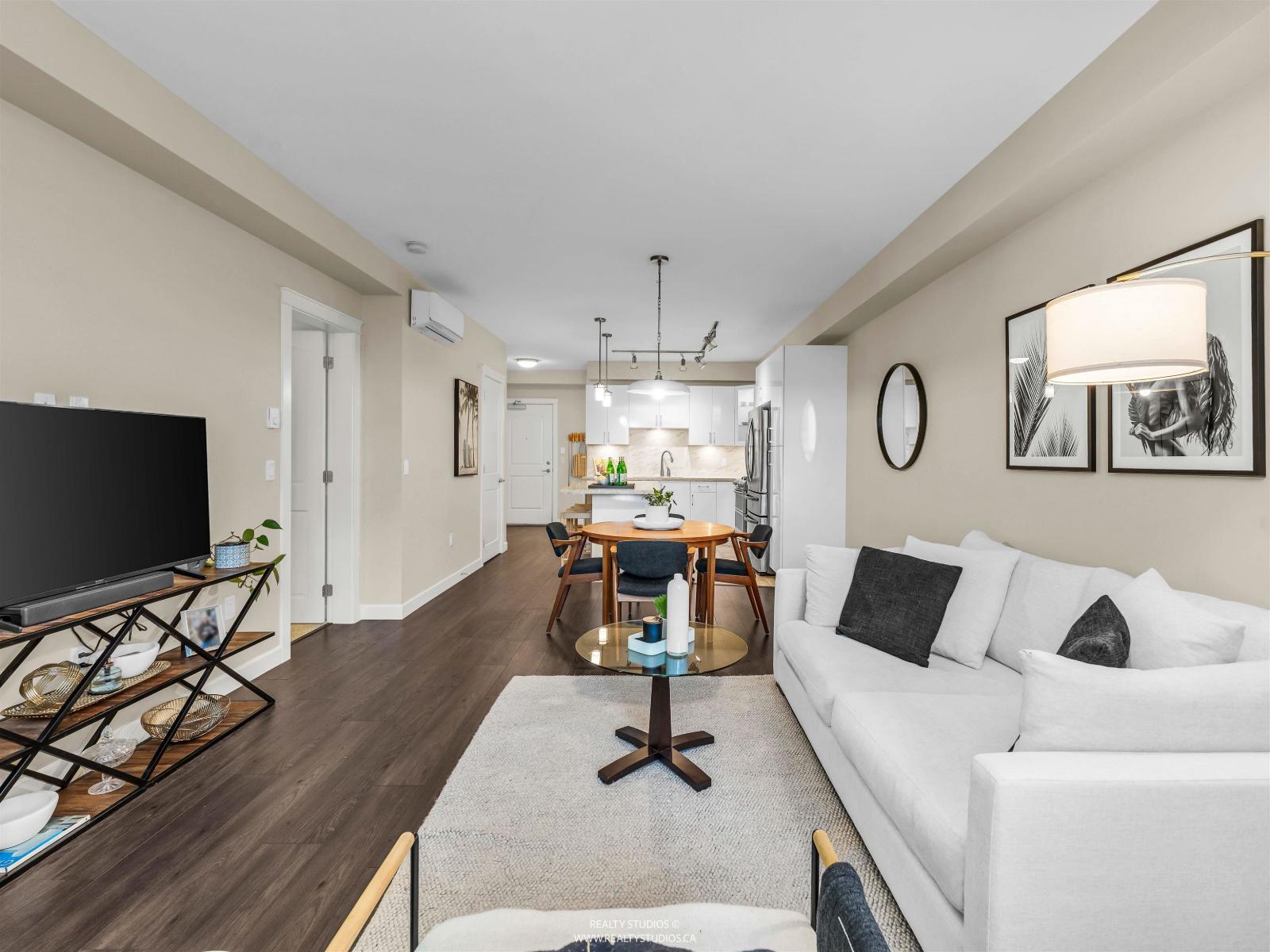 109 14588 MCDOUGALL DRIVE, White Rock